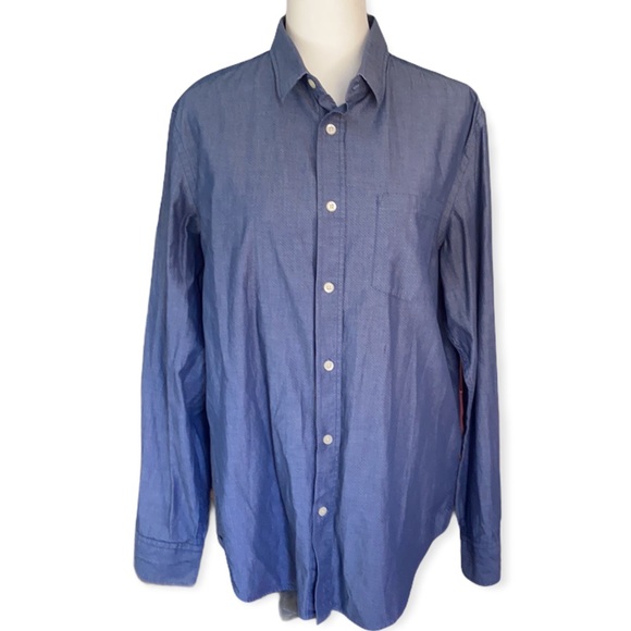 Banana Republic Soft Wash Tailored Slim Fit Button Down - Picture 2 of 8